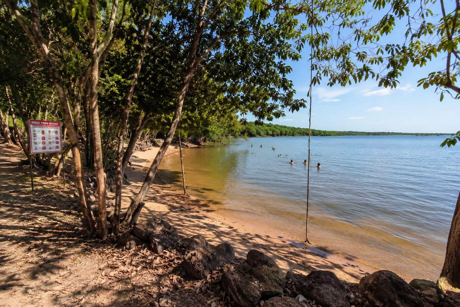 Praia de banho no Rio Tocantins